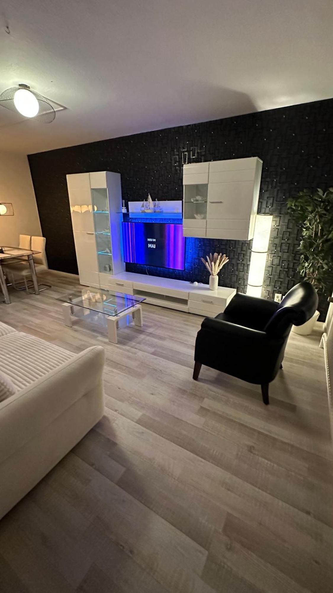 Fewo Am Deich 1 Zentral Mit Stadtblick Und Kontaktloser Check In Bremerhaven Extérieur photo